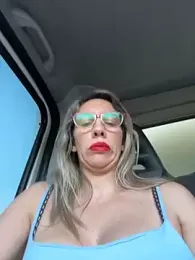 Gatitacarlita webcam model stream image