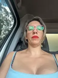 Gatitacarlita webcam model stream image