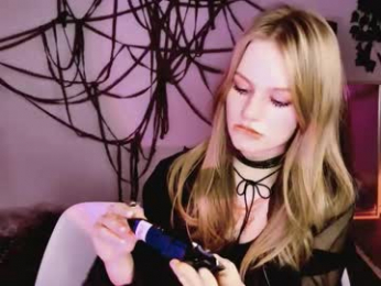 yoka_paradoxxx webcam chaturbate model stream image
