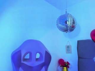 julieta-caceres1 webcam model stream image