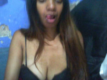 Mumul webcam model stream image