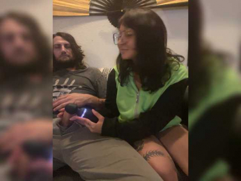 Hazyfetish webcam model stream image
