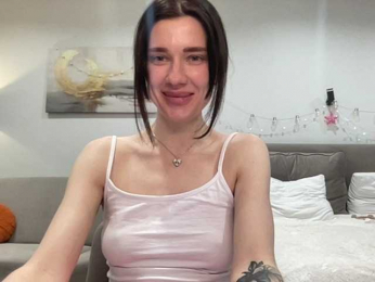 Kira_- webcam bongacams model stream image
