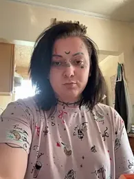 CurvyTrans2002 webcam model stream image