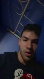 LeoToscano00 webcam cam4 model stream image