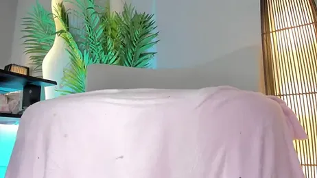 Swt_skinny_ webcam model stream image