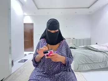 Submissive_Arab webcam stripchat model stream image