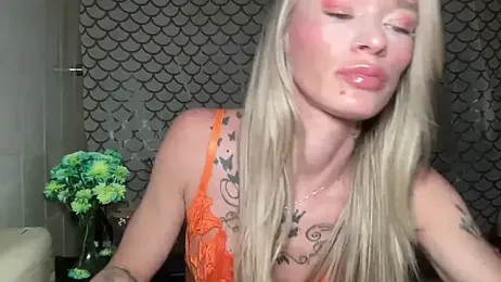 vinique99 webcam model stream image