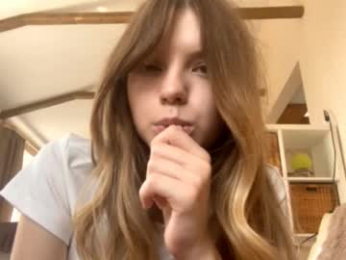 georgietiogangco webcam chaturbate model stream image