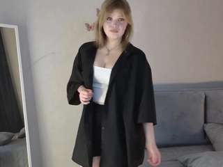 henriettadichiara webcam model stream image