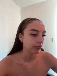 Laureen___ webcam model stream image