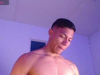 Dany Trevor webcam flirt4free model stream image