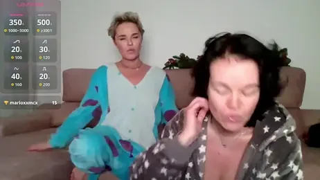 PleasureWeCouple webcam model stream image