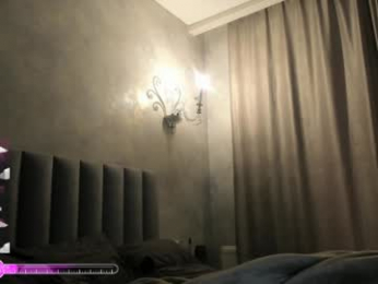 your__voice webcam model stream image