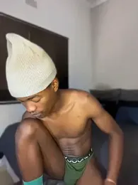 Boytoy_BigD webcam model stream image