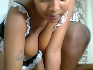 januarynelly webcam model stream image