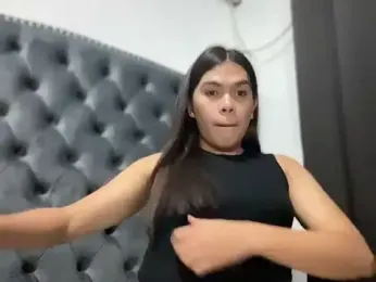 Mollylicious webcam model stream image