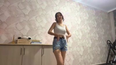 EstaSanti webcam model stream image