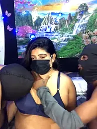 Lovely_WINDI webcam model stream image