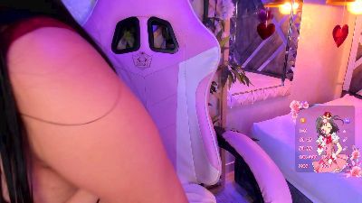 SaraRay_ webcam model stream image