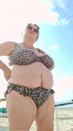 LindaL69 webcam model stream image