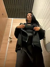 Tisha_Busty webcam model stream image