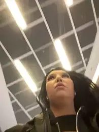 Tisha_Busty webcam model stream image