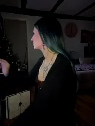 Miiaaa- webcam stripchat model stream image