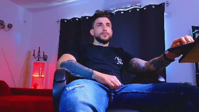 MightyAaronX webcam model stream image