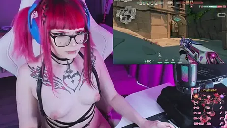 Yumi_Youkai webcam stripchat model stream image