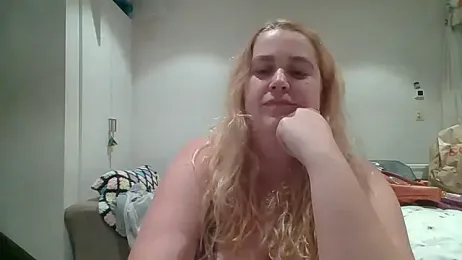 GracieMoon webcam model stream image