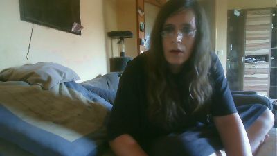 Lutziver666 webcam model stream image