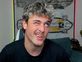 Wade Townes webcam model stream image