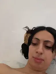 Noura69 webcam model stream image