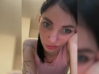 adelinaaaa77 webcam bongacams model stream image