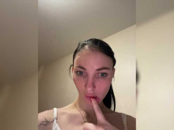 adelinaaaa77 webcam model stream image