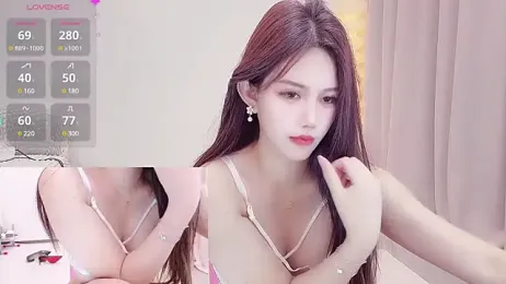 Selenaaaaa- webcam model stream image