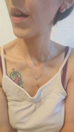 arihafeet webcam model stream image