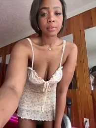 Blazerina webcam stripchat model stream image
