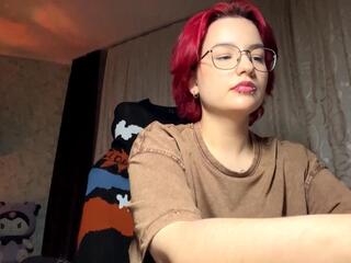 Slyvia Mcclellon webcam model stream image