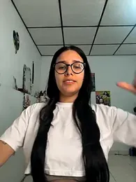 Annya-sweet webcam model stream image