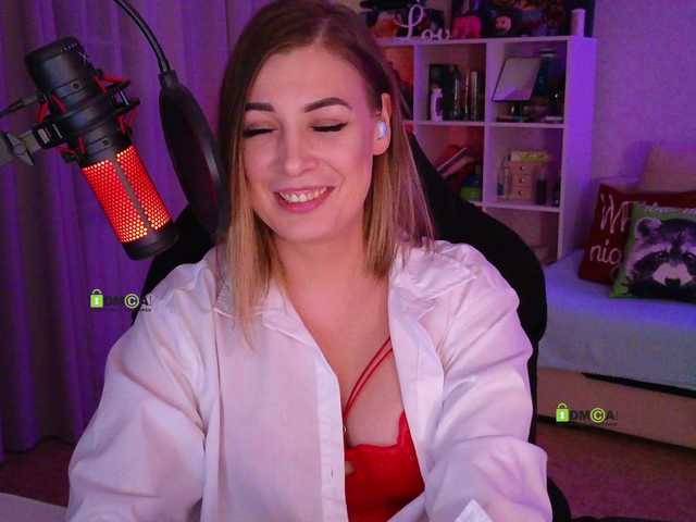 LadyLLS webcam model stream image