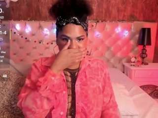 larajonnesx webcam camsoda model stream image