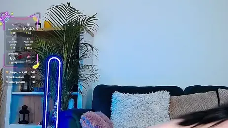 Avery-- webcam stripchat model stream image