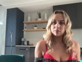 tiffstreatsxoxo webcam model stream image