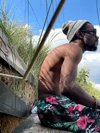 toy-boyluv webcam model stream image