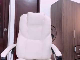 selena-luxs webcam camsoda model stream image
