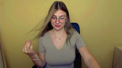 Luna_Lush_ webcam model stream image