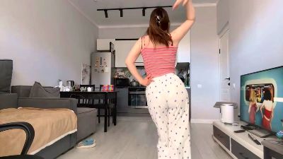 ElletteBeat webcam model stream image