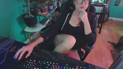KushandKink webcam model stream image